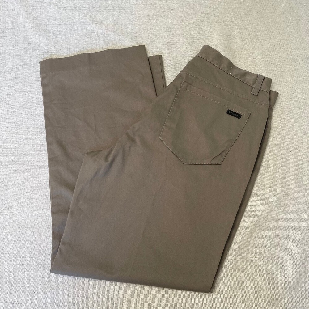 Calvin Klein Men’s Pants. Size 30 x 30. Gray